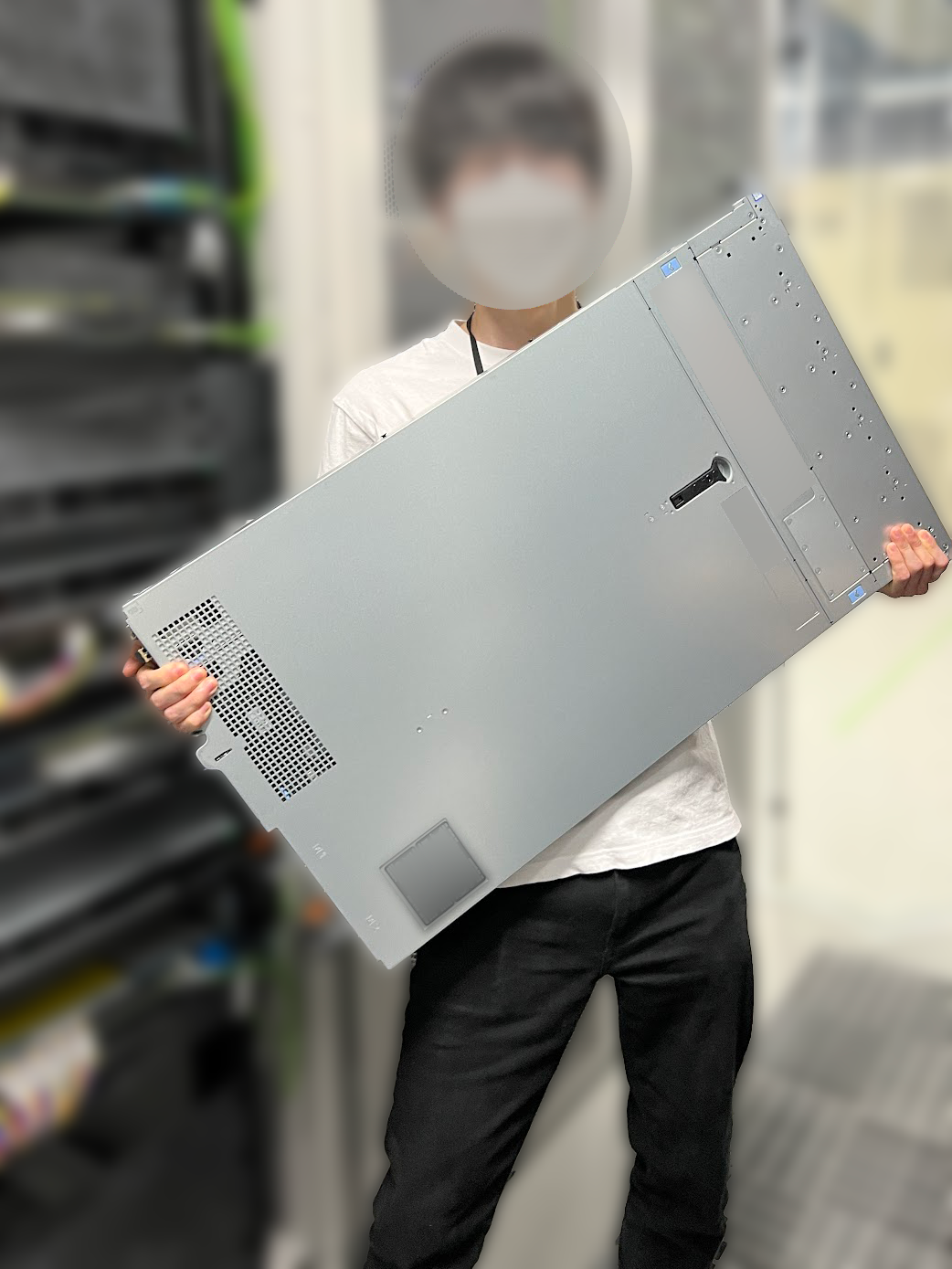 データセンタでサーバが収穫されました